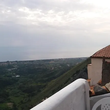 بيت للعطل Casa A Maierà